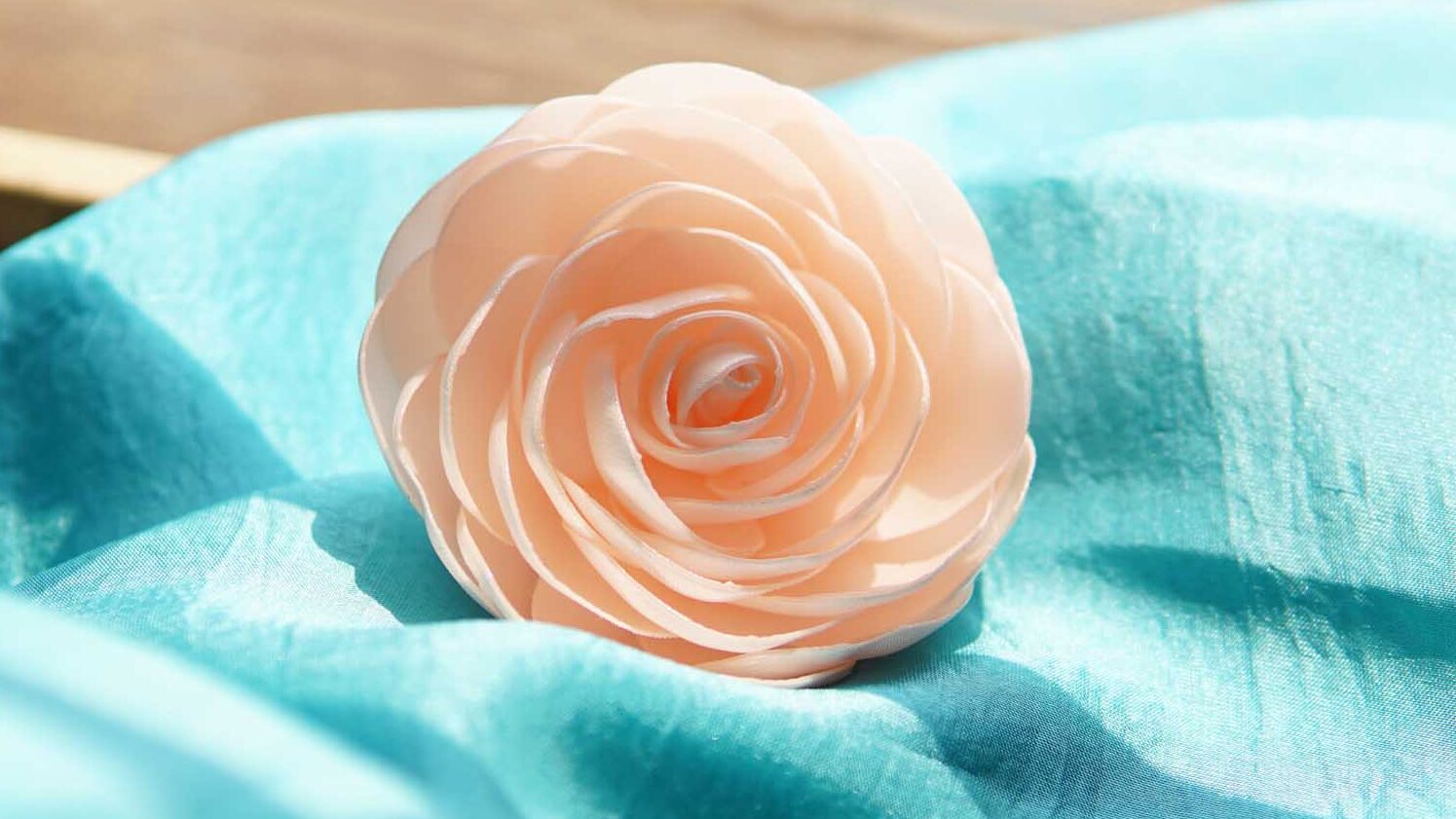 Khăn + trâm cài áo_1