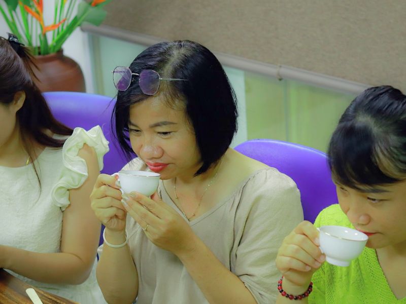 Người dùng trà hấp thụ flavonoid nhiều hơn gấp 20 lần so với người không uống trà